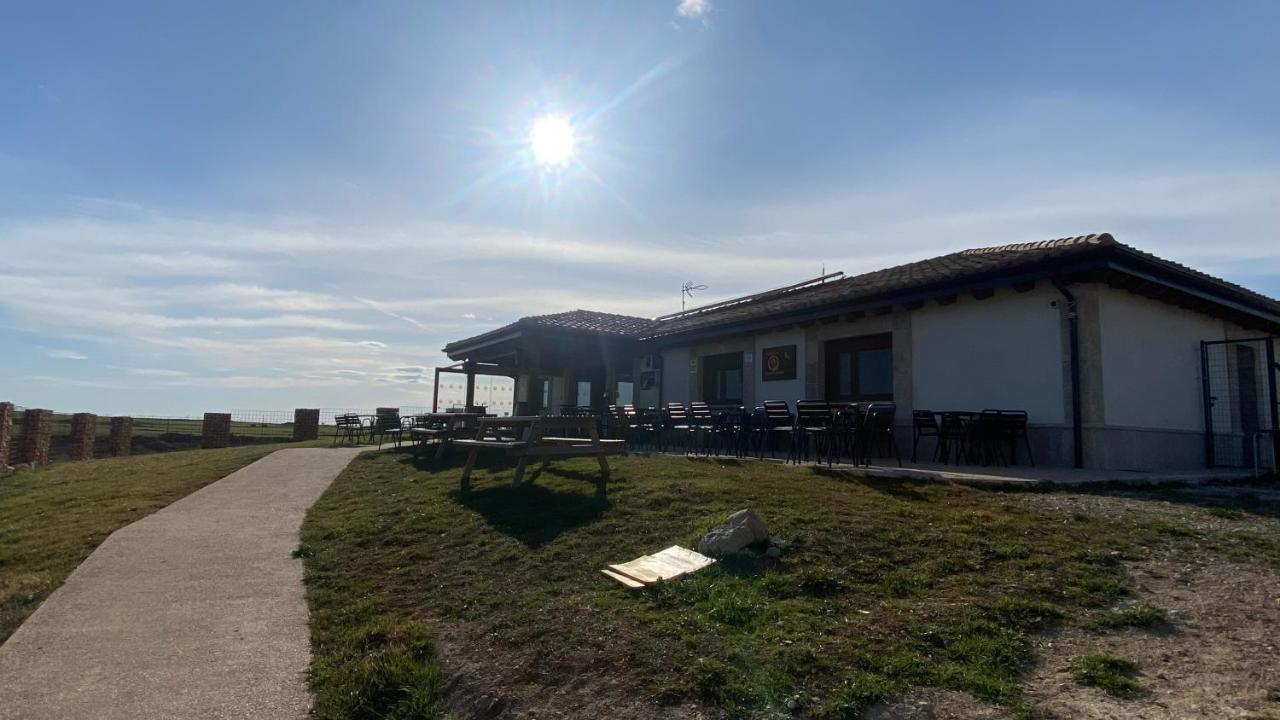 Albergue De Peregrinos Fuente Sidres Burgo Buitenkant foto